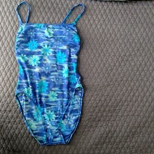 Vintage one piece floral swimsuit bathing suit 052